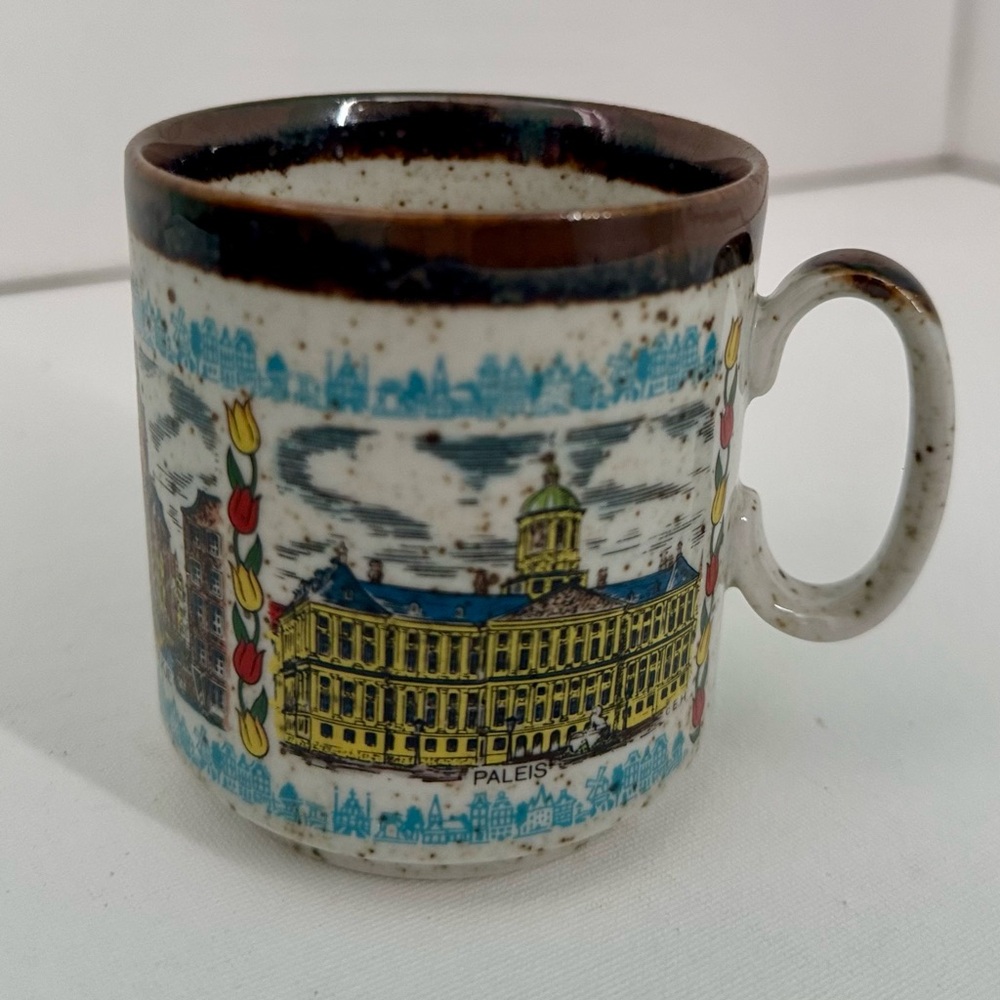 Vintage ceramic souvenir mug featuring scene of the Royal Palace in Amsterdam